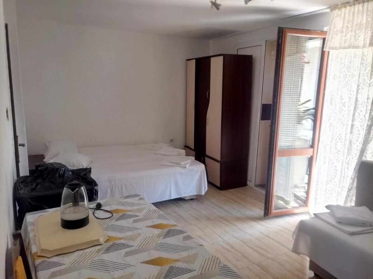 Farlalievi Guest House Созополь Екстер'єр фото