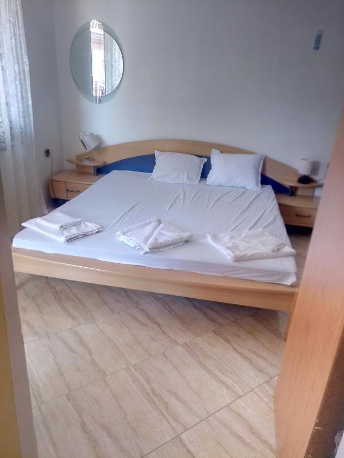Farlalievi Guest House Созополь Екстер'єр фото