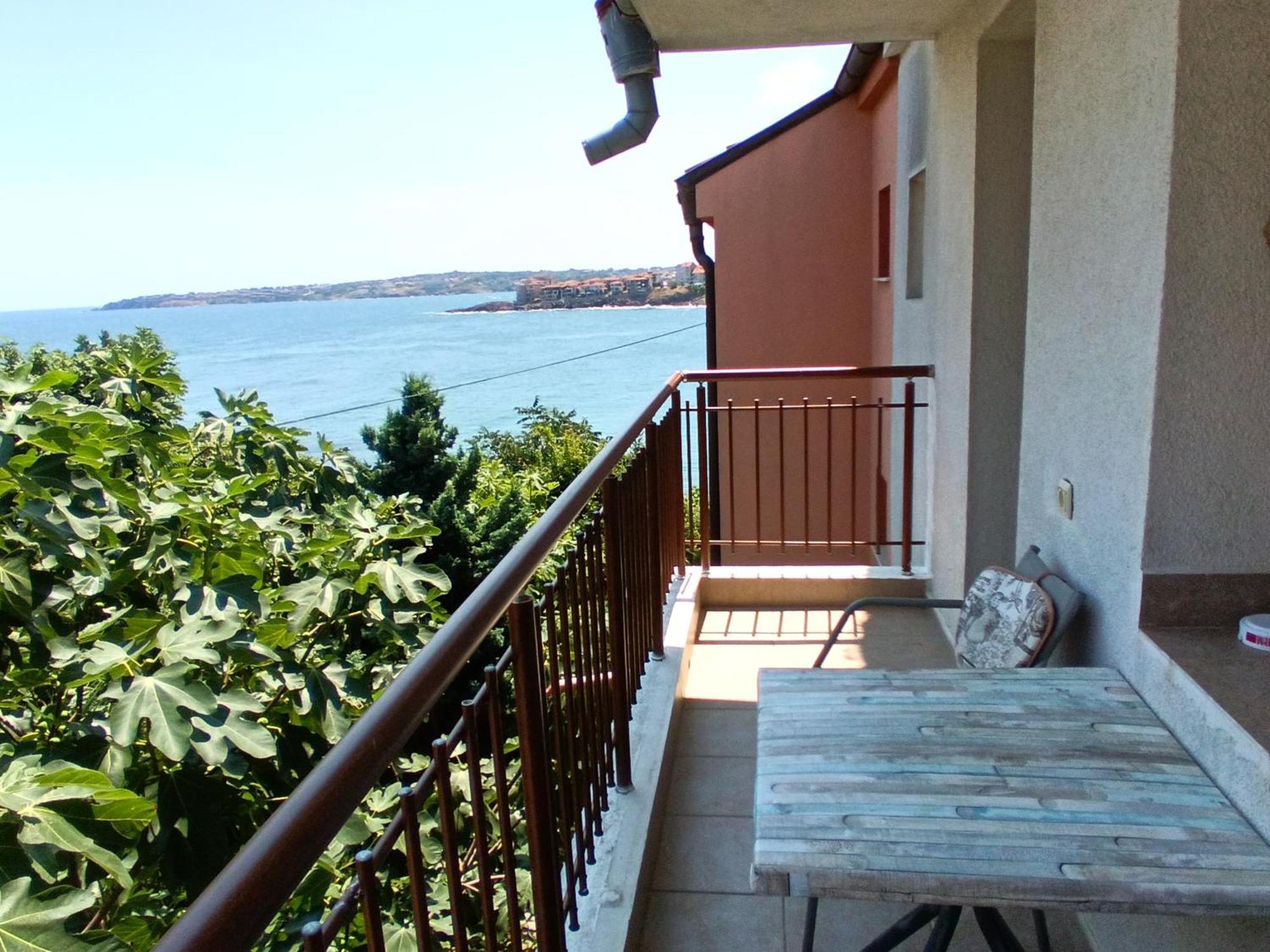 Farlalievi Guest House Созополь Екстер'єр фото