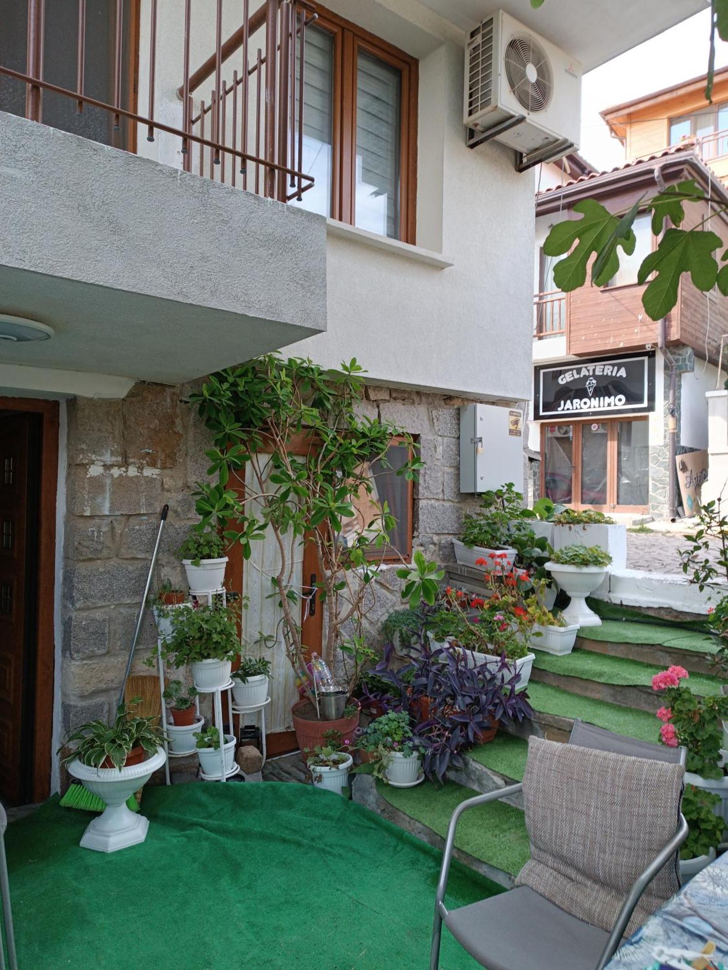 Farlalievi Guest House Созополь Екстер'єр фото