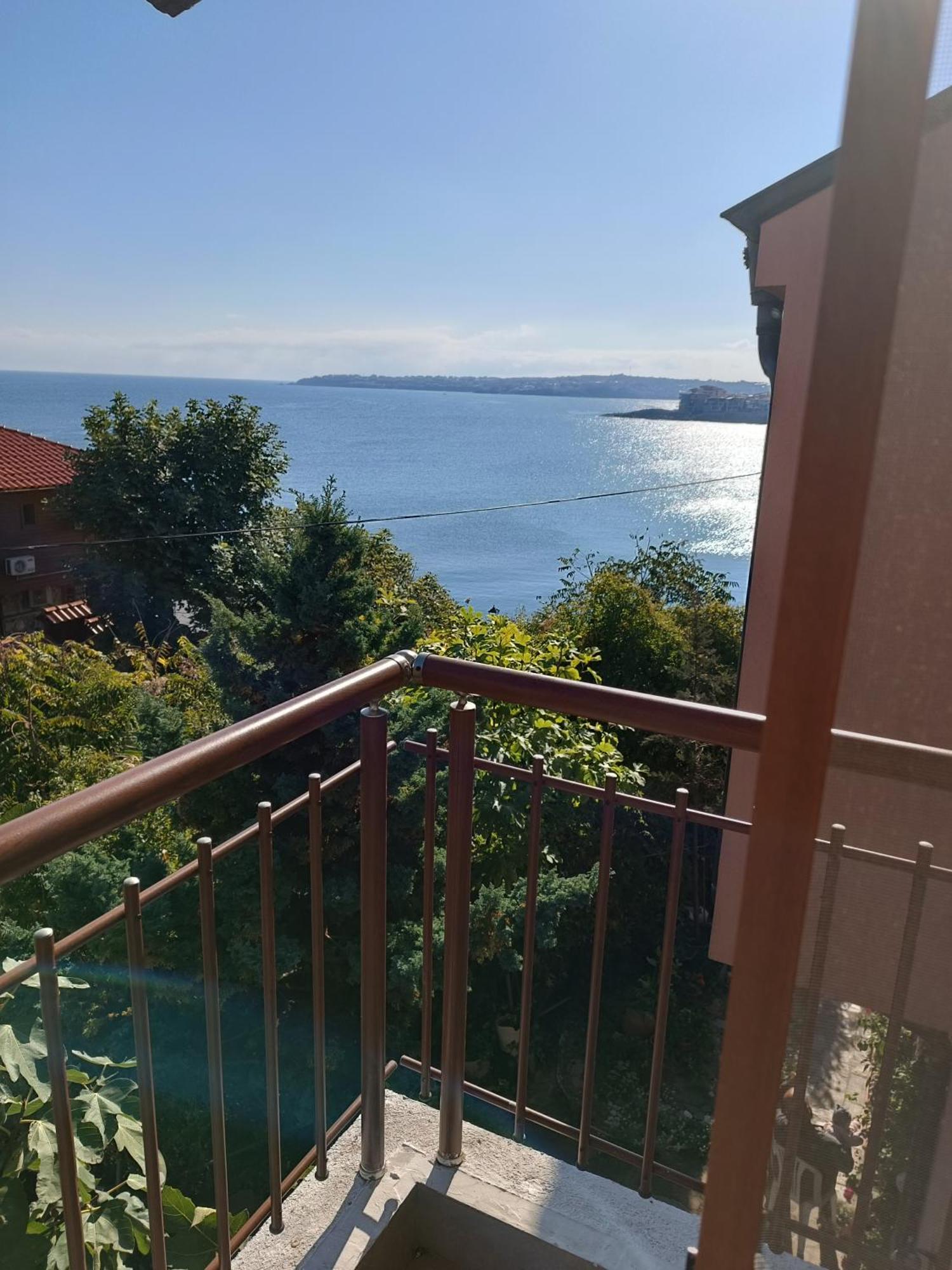Farlalievi Guest House Созополь Екстер'єр фото