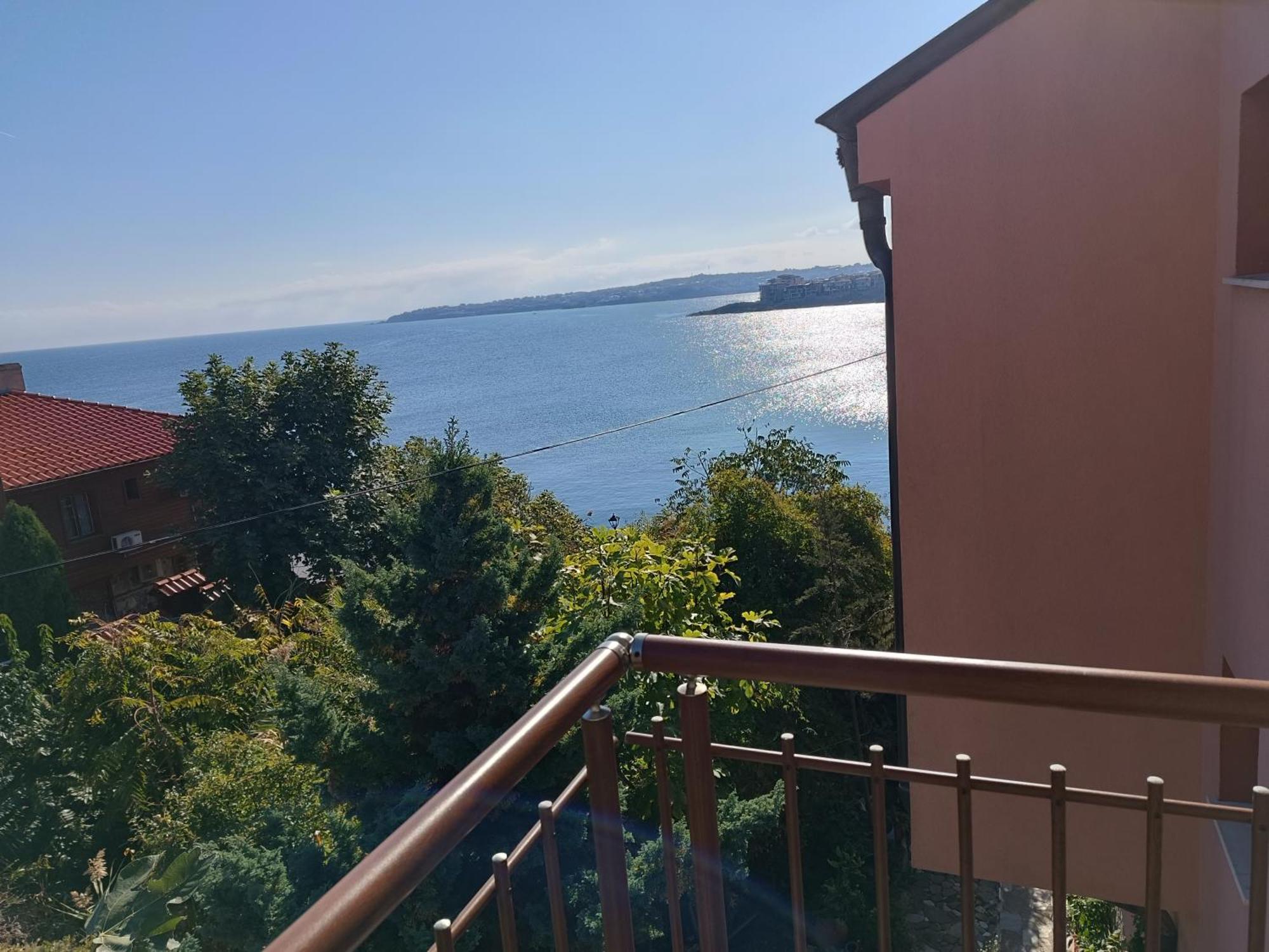 Farlalievi Guest House Созополь Екстер'єр фото